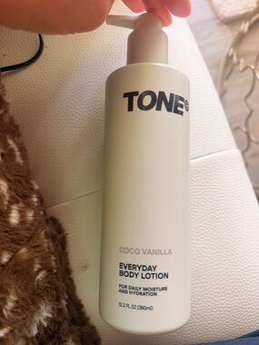 Coco Vanilla Everyday Body Lotion — White